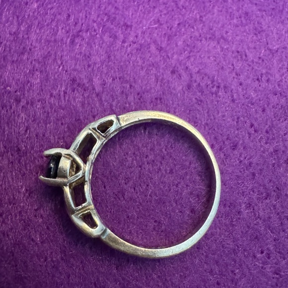 💜 Vintage 925 Sterling Black Gemstone Ring w/ Original Hudson's Bay Company Box - Picture 7 of 7